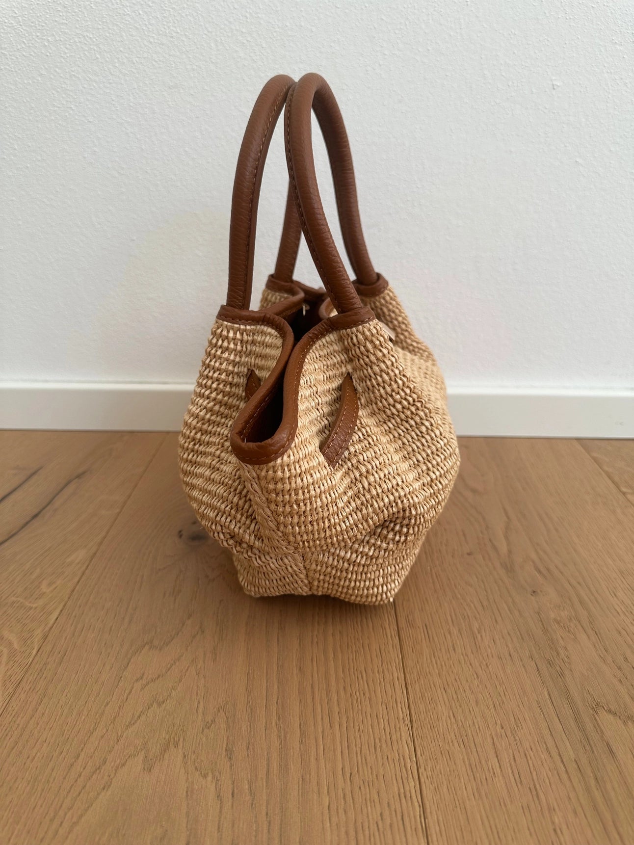 Nayeli Raffia and Genuine Leather Bag