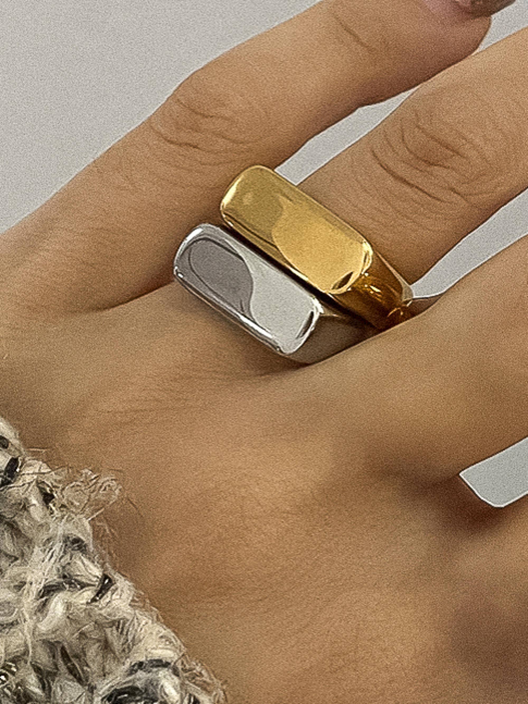 The Signet Ring