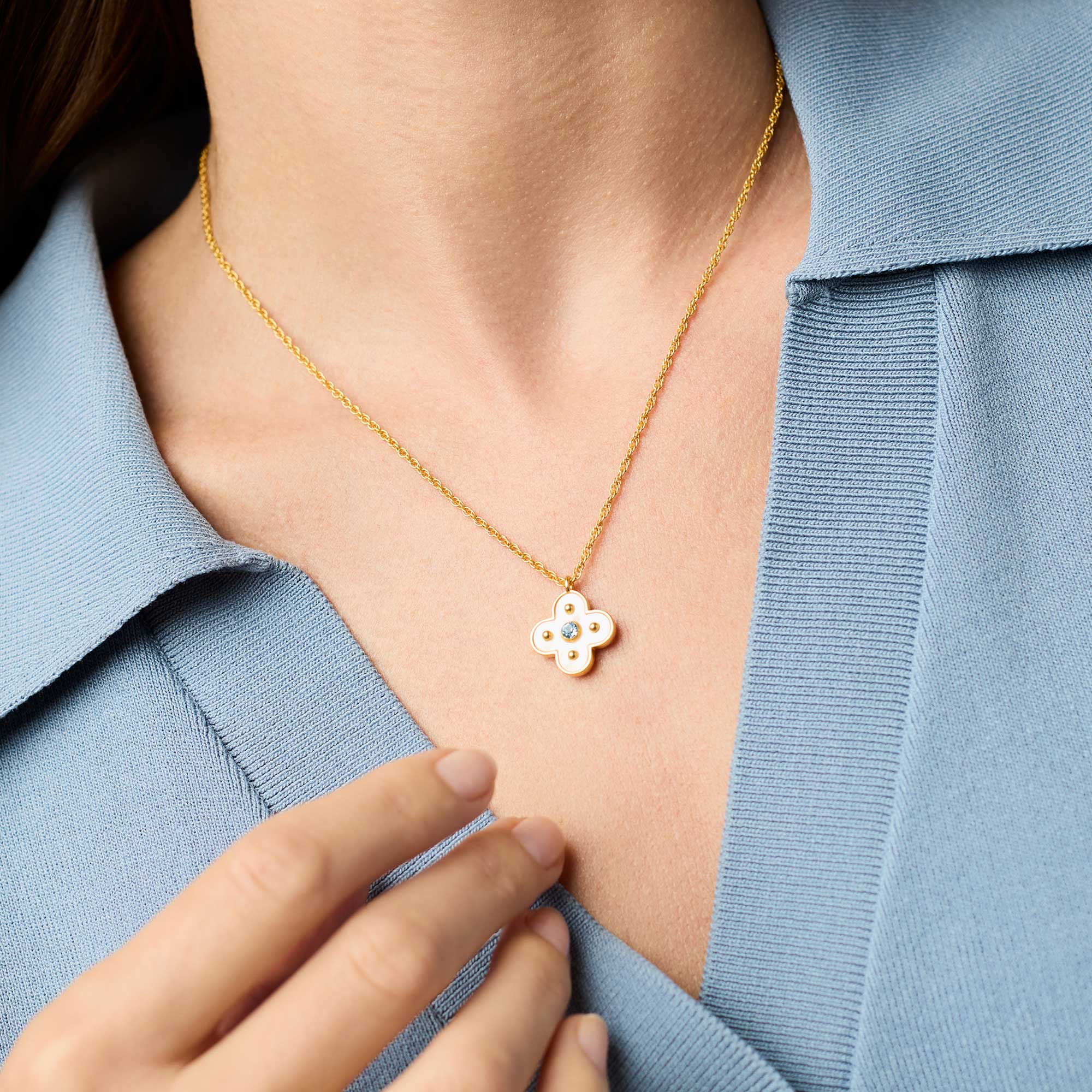 Colette Delicate Necklace Champagne