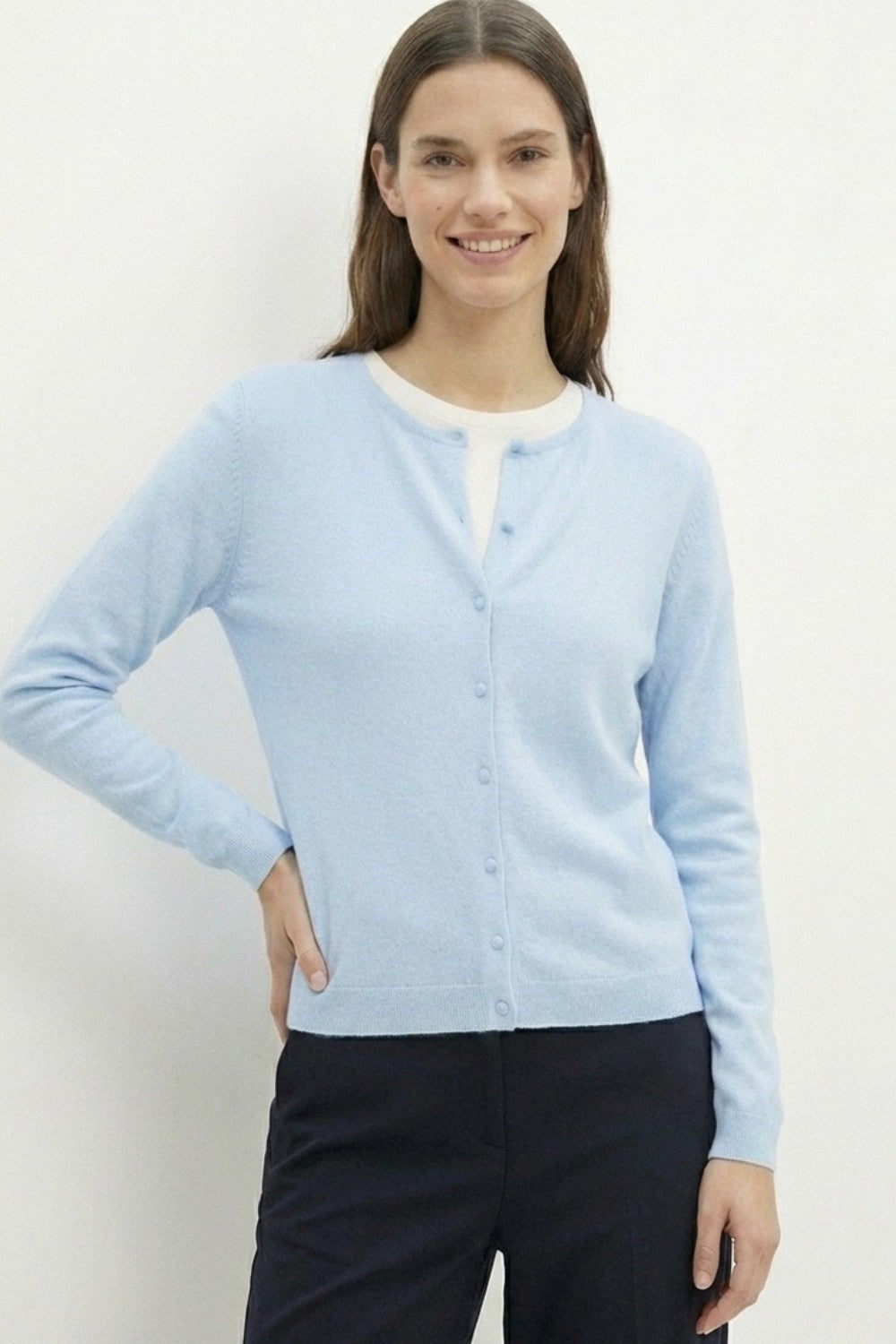 Willa Classic Knit Cardigan in Blue