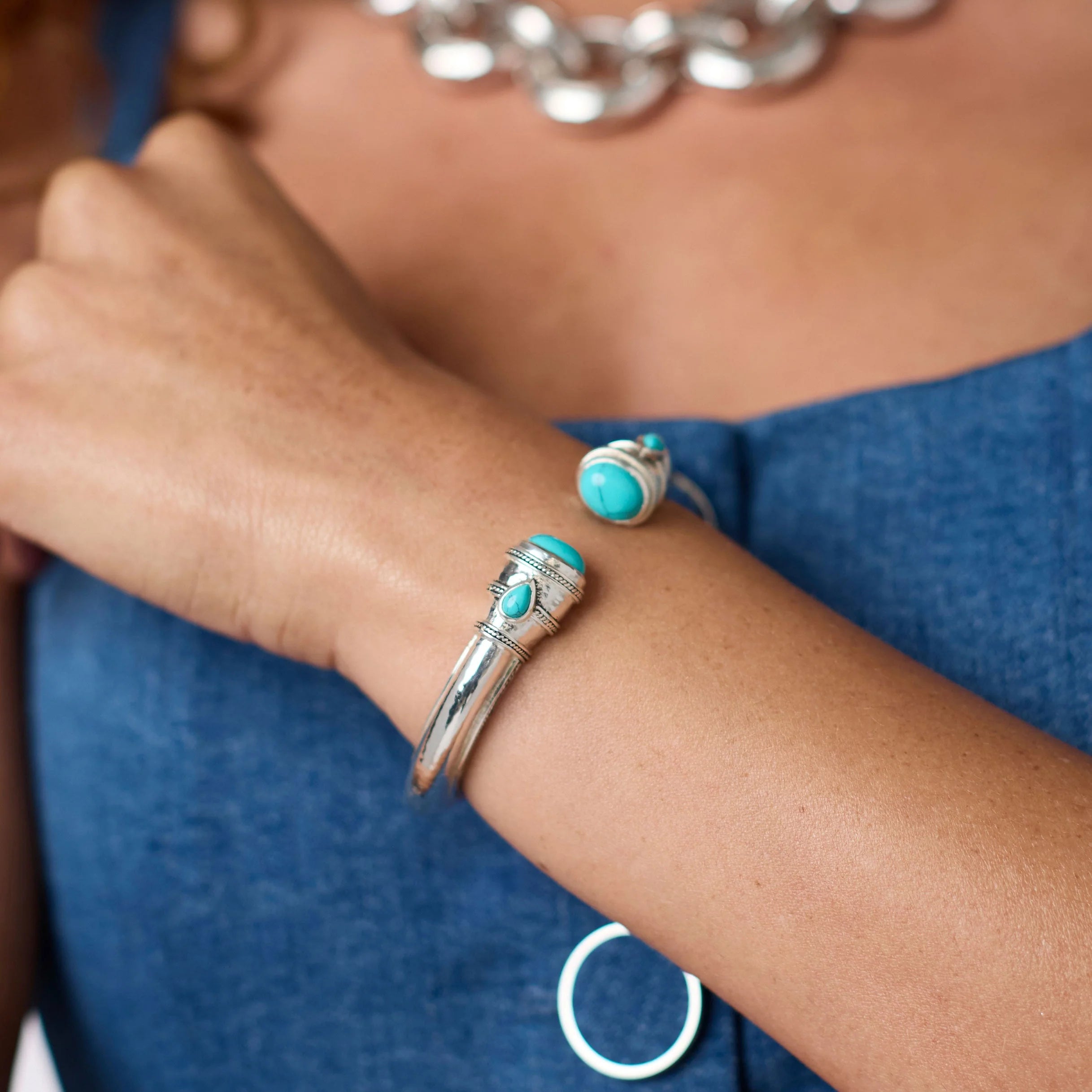Cannes Demi Cuff in Silver Iridescent Palmetto Green