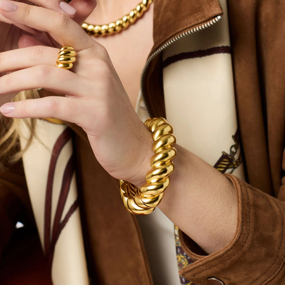 Ravello Statement Hinge Bangle in Gold