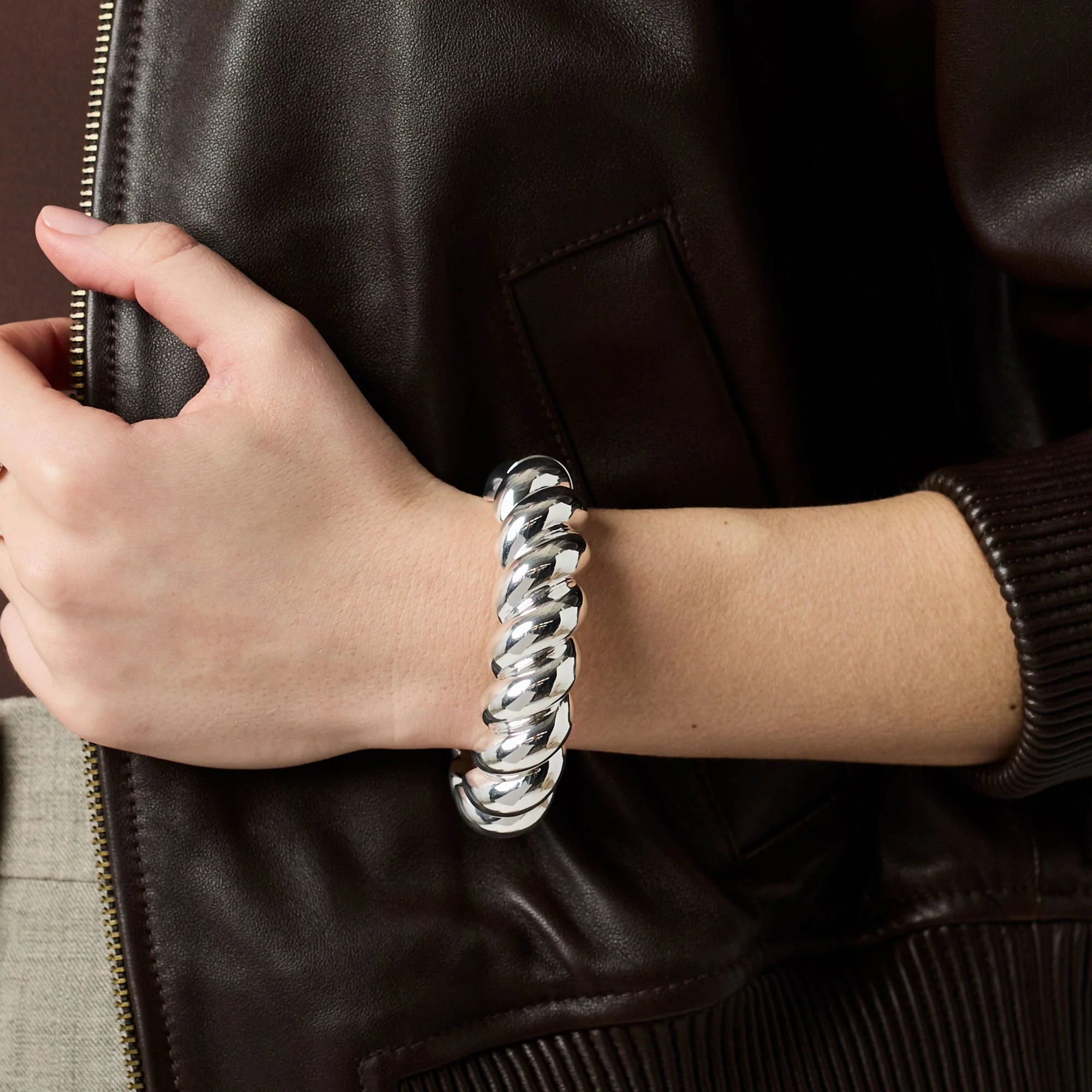 Ravello Statement Hinge Bangle in Silver