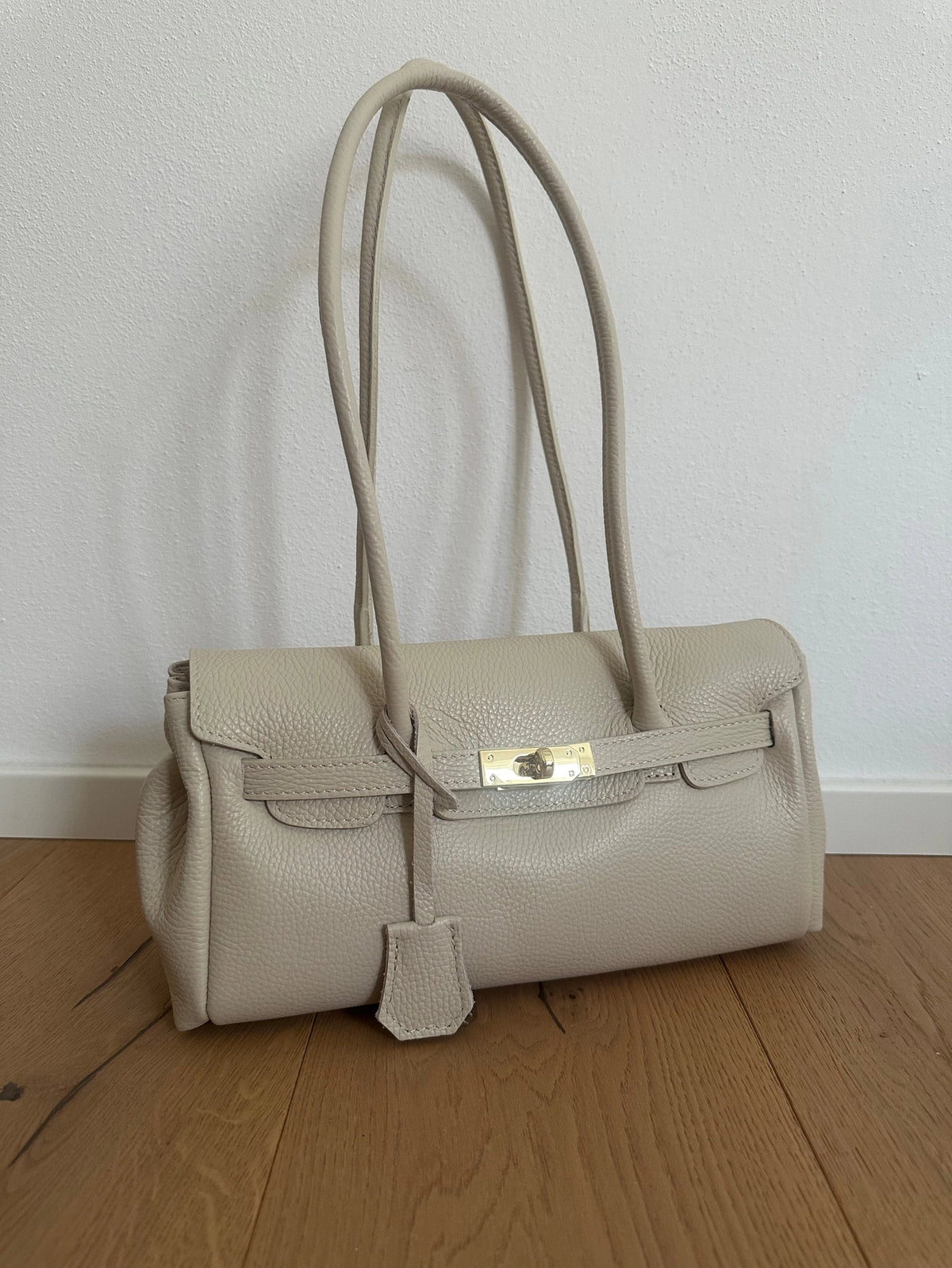 Annaliese Shoulder Bag