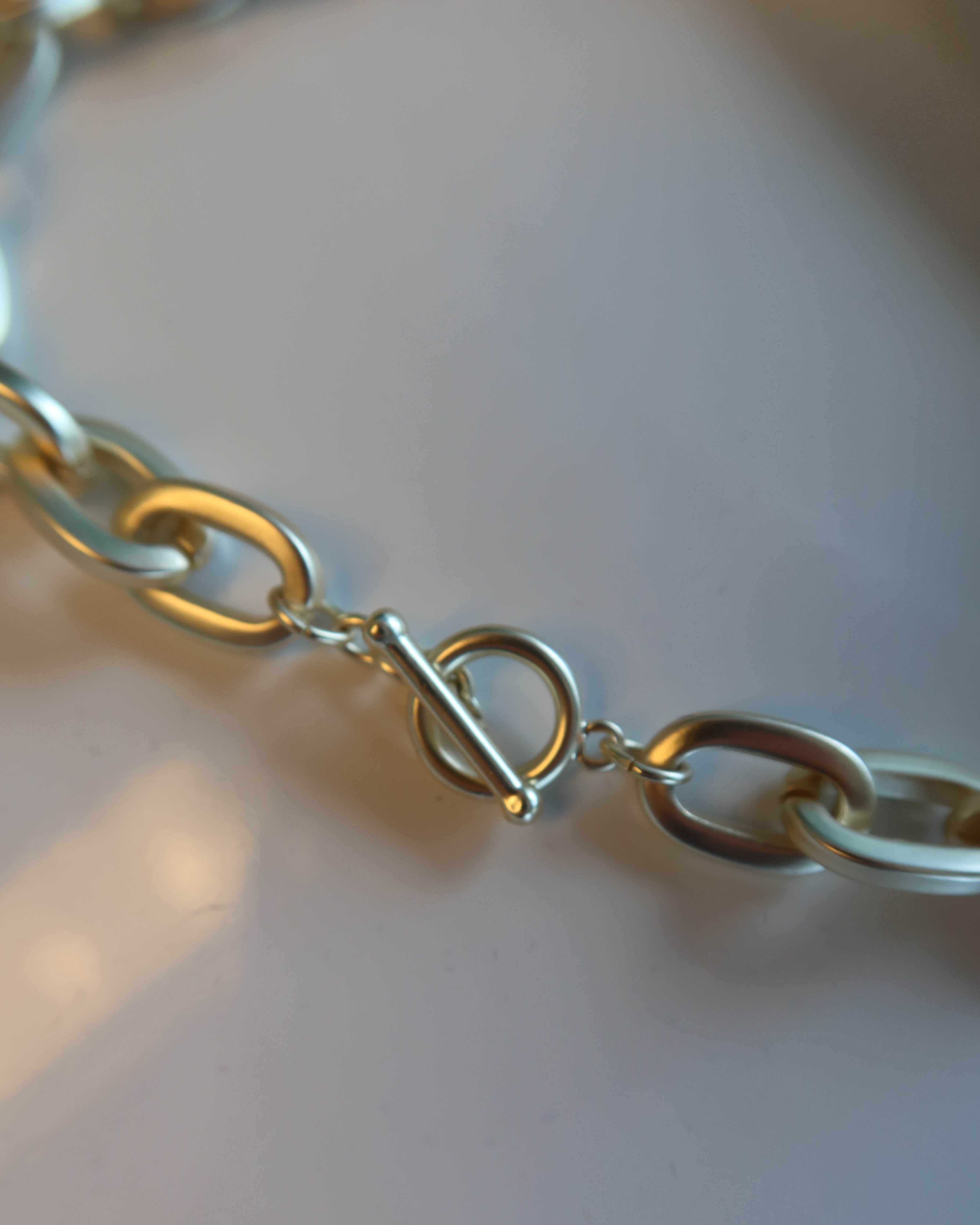 Matte Oval Link Necklace