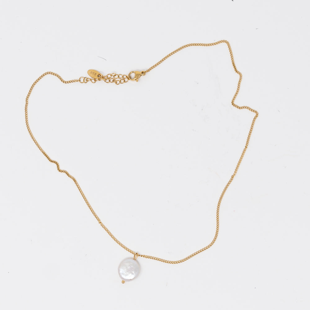 Pearl Pendant Necklace