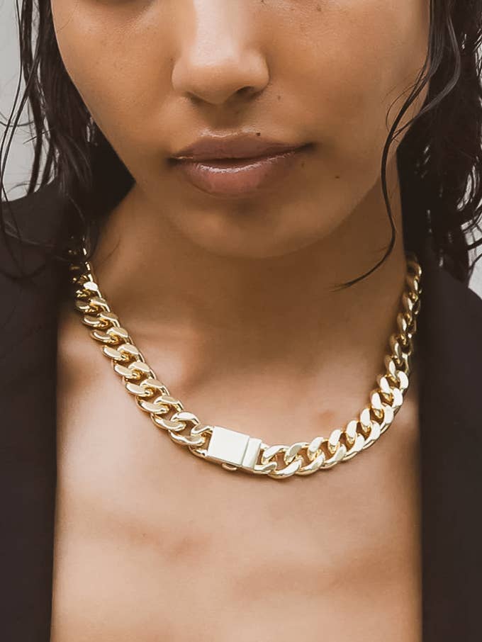 Caterina Classic Bold Chain Necklace