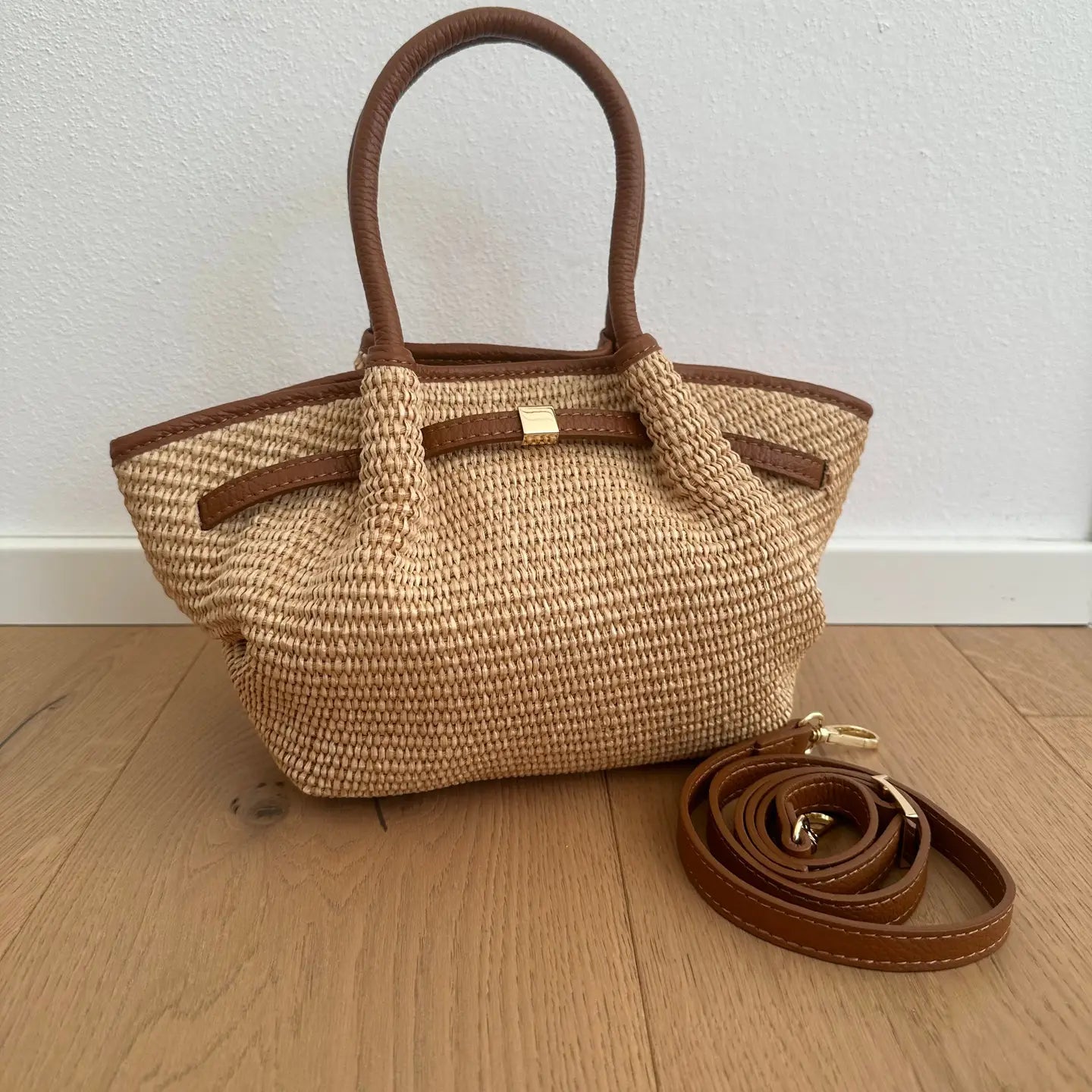 Nayeli Raffia and Genuine Leather Bag