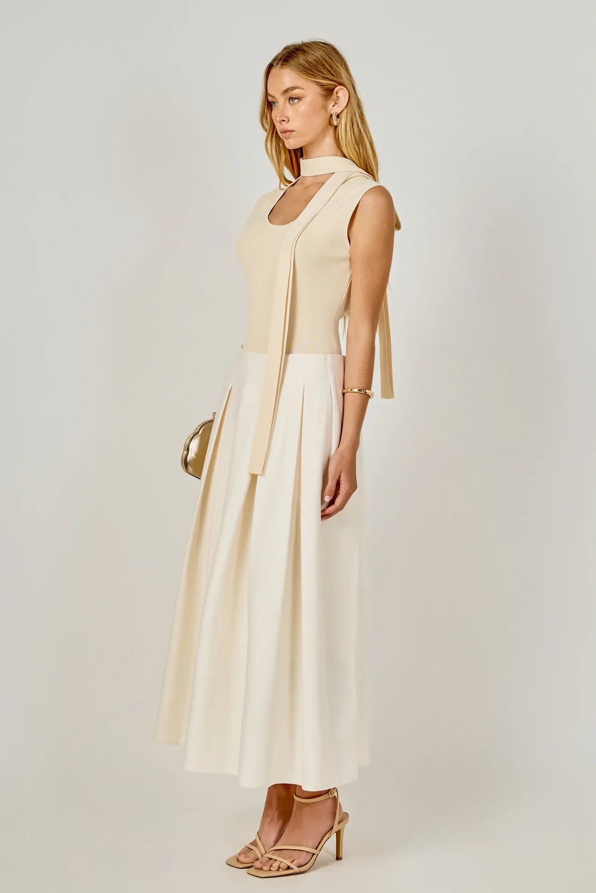 Charlotte Sleeveless Neckband Top