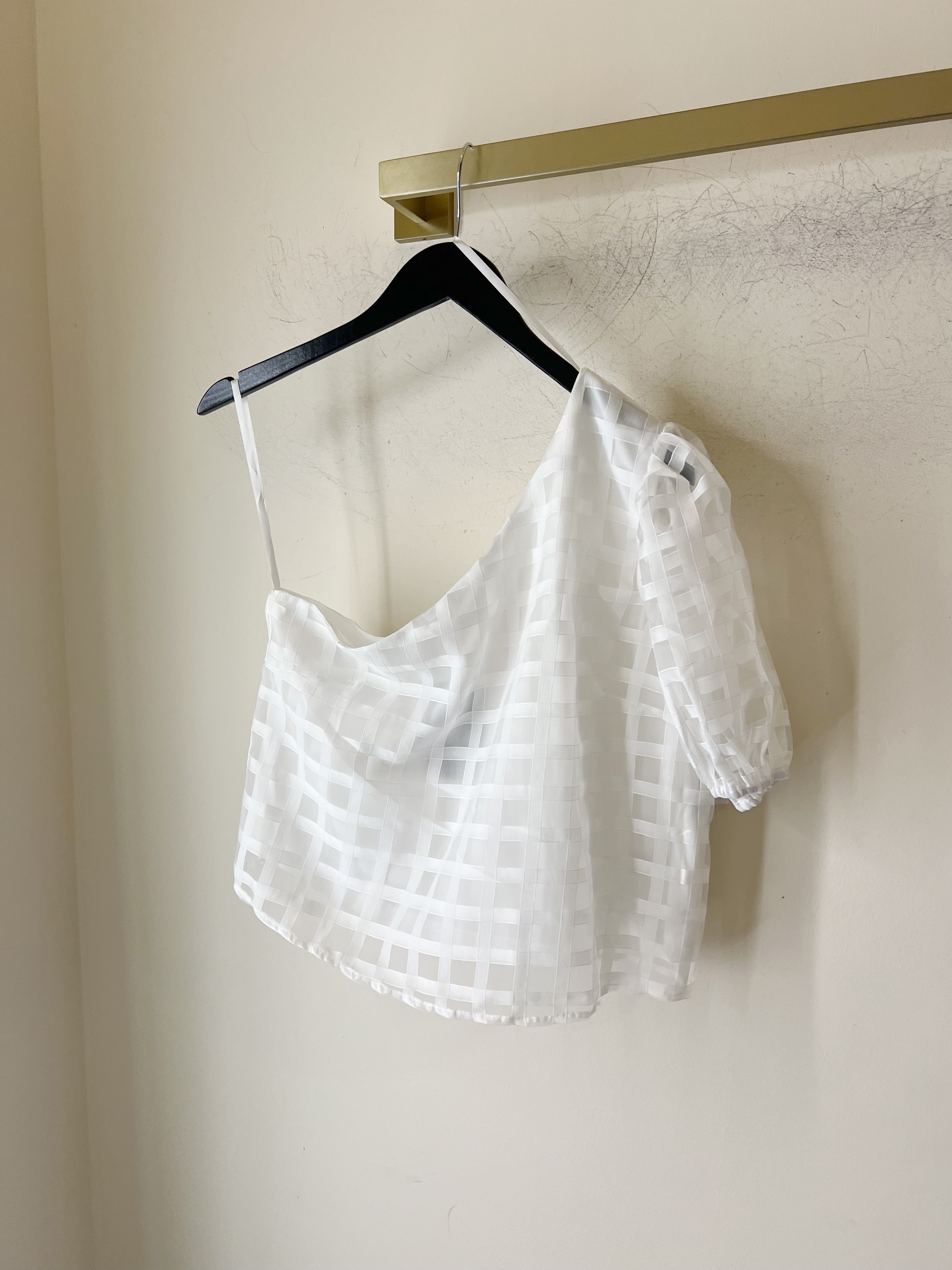 Caite One Shoulder Window Pane Top in Off White