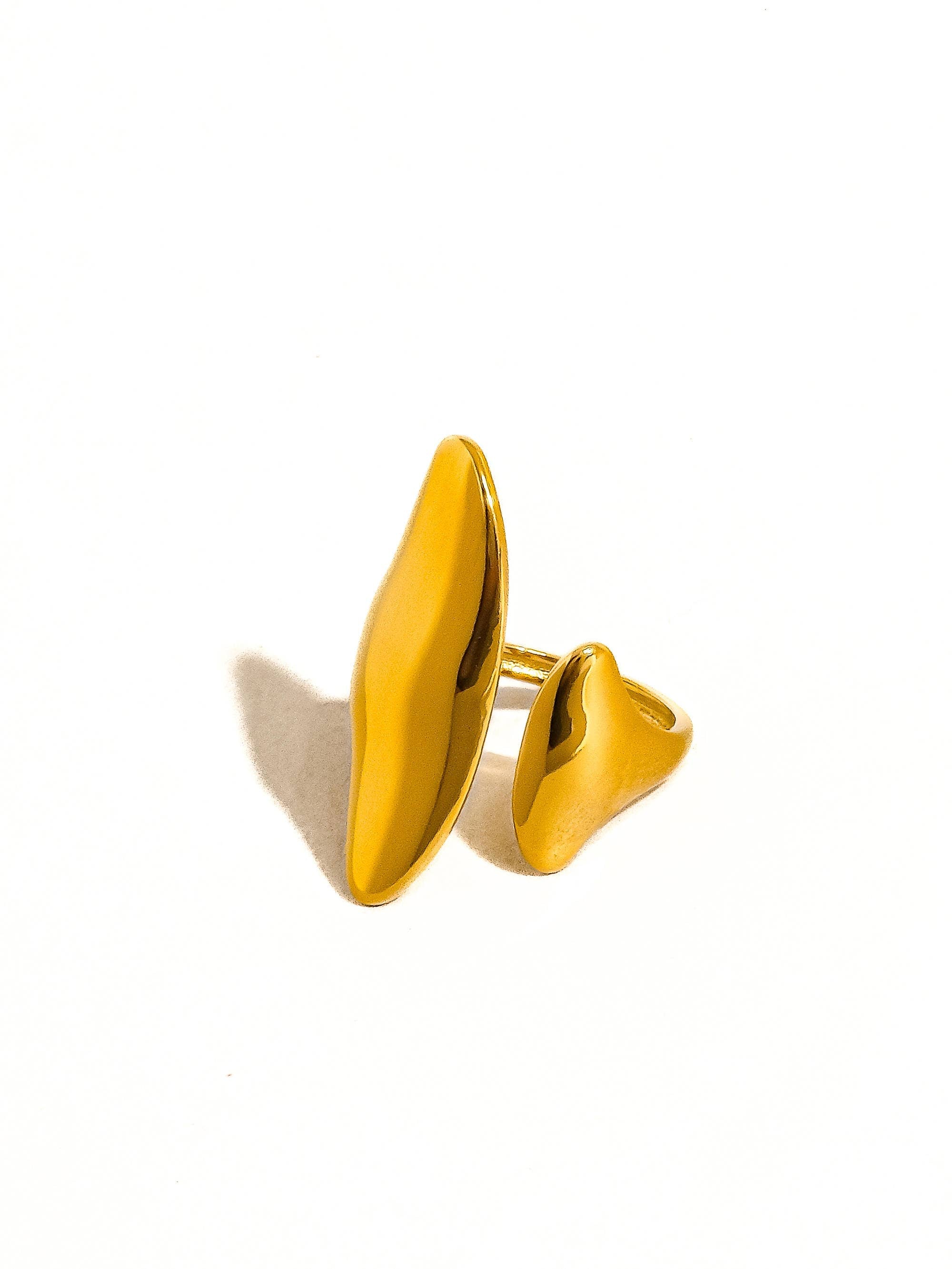 Renata Abstract Statement Ring - Size 7