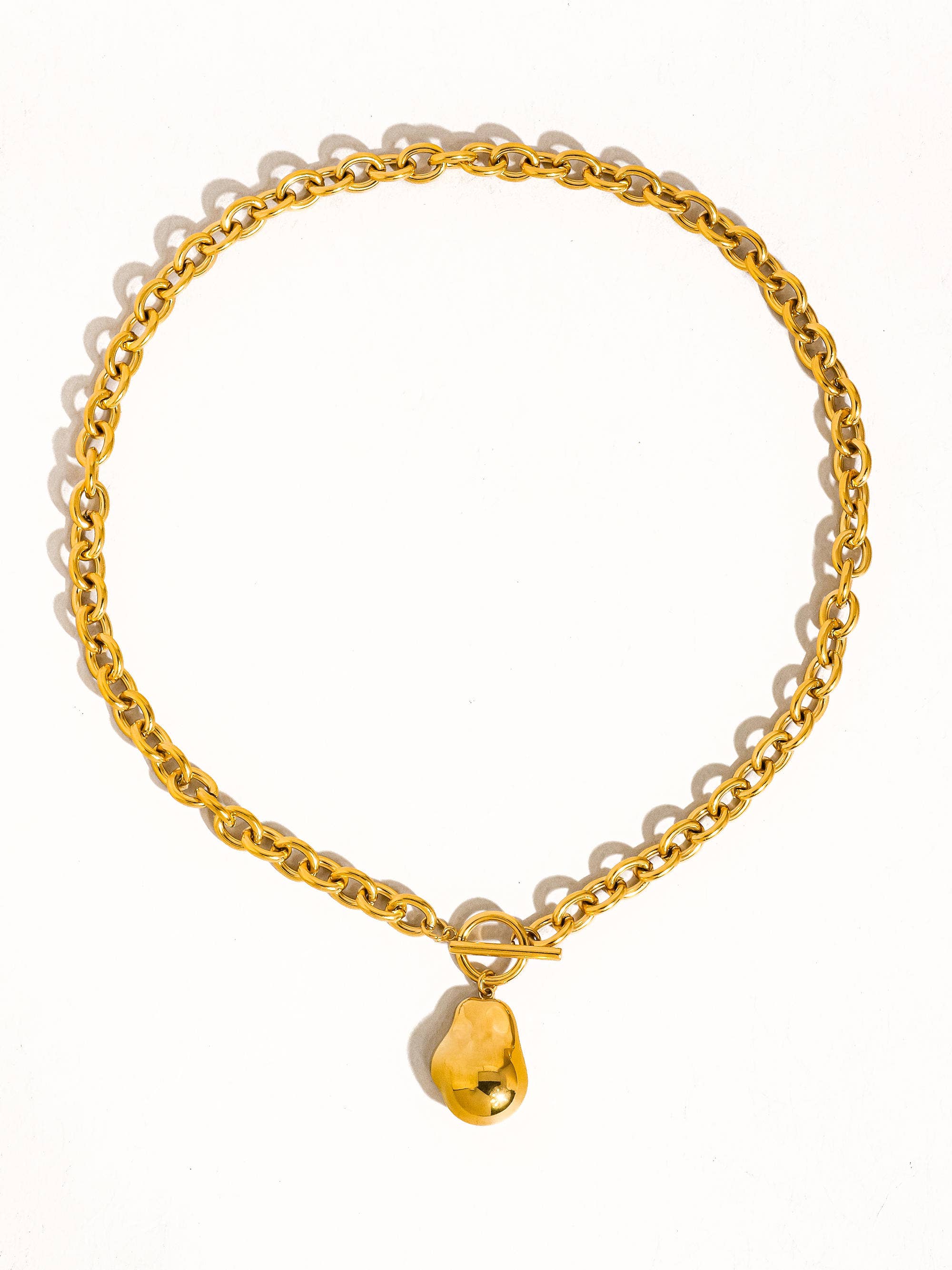 Naomi Toggle Pendant Necklace