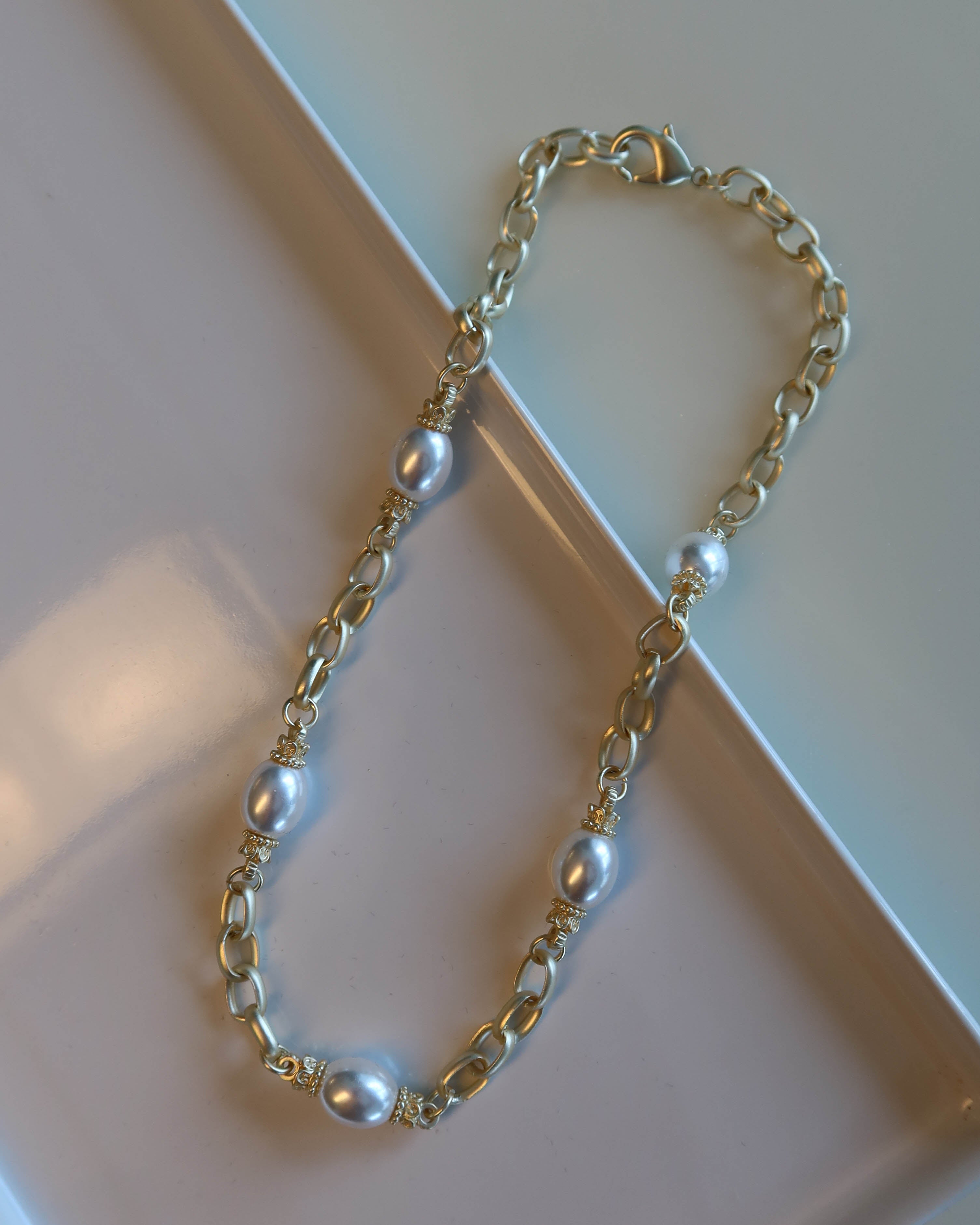 Matte Pearl Station Necklace